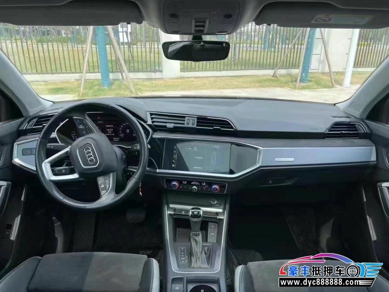 20年奥迪Q3轿车抵押车出售