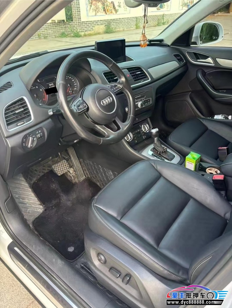 15年奥迪Q3轿车抵押车出售