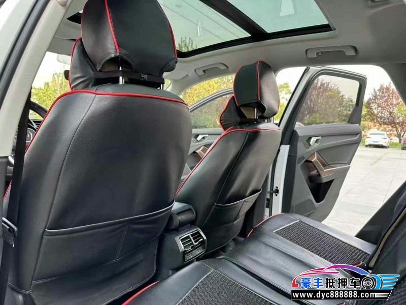 21年奥迪Q3轿车抵押车出售