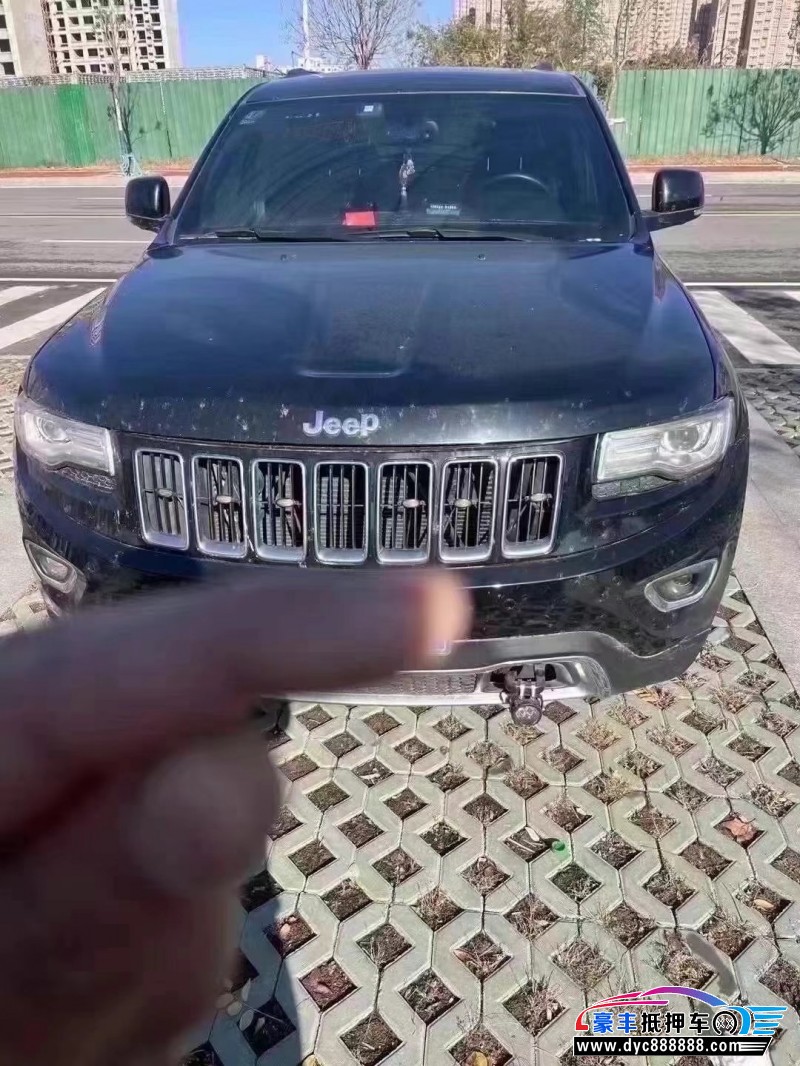 15年Jeep大切诺基(进口)轿车抵押车出售