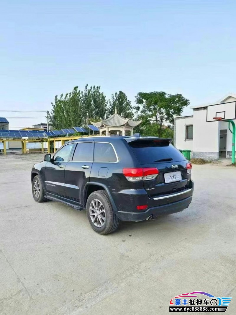 14年Jeep大切诺基(进口)轿车抵押车出售