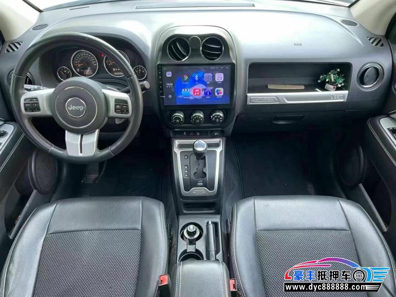 17年Jeep指南者(进口)轿车抵押车出售