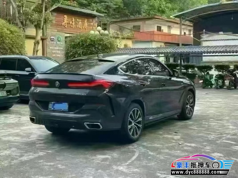 20年宝马X6轿车抵押车出售