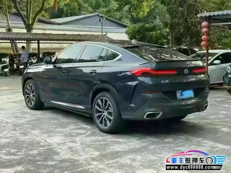 20年宝马X6轿车抵押车出售