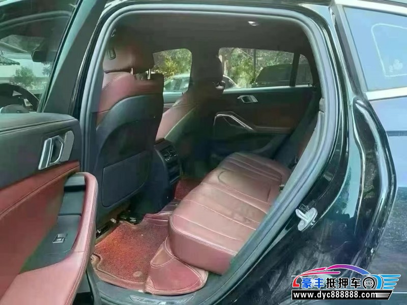 20年宝马X6轿车抵押车出售