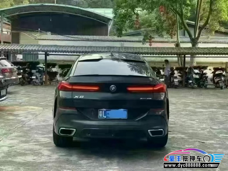20年宝马X6轿车抵押车出售