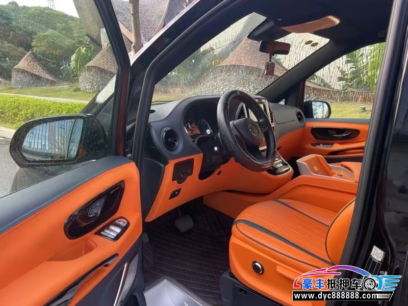 23年奔驰V轿车抵押车出售