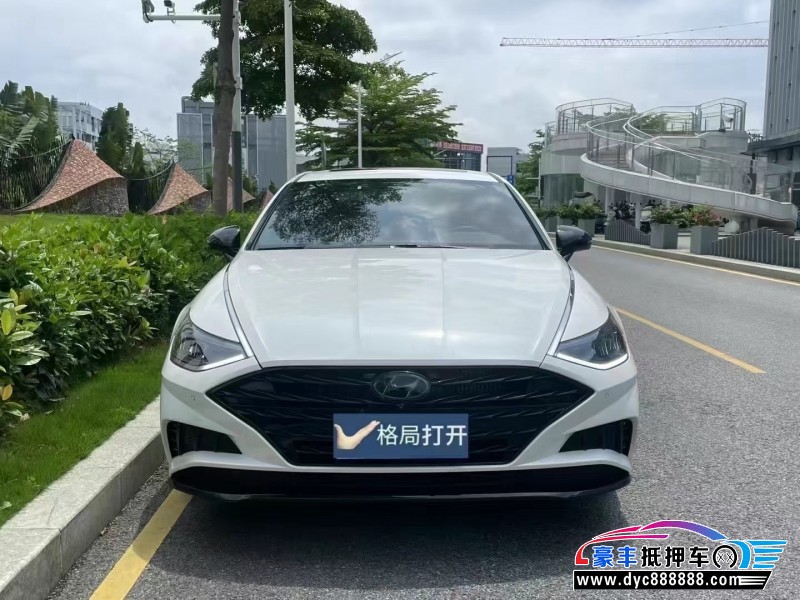 23年现代索纳塔轿车
