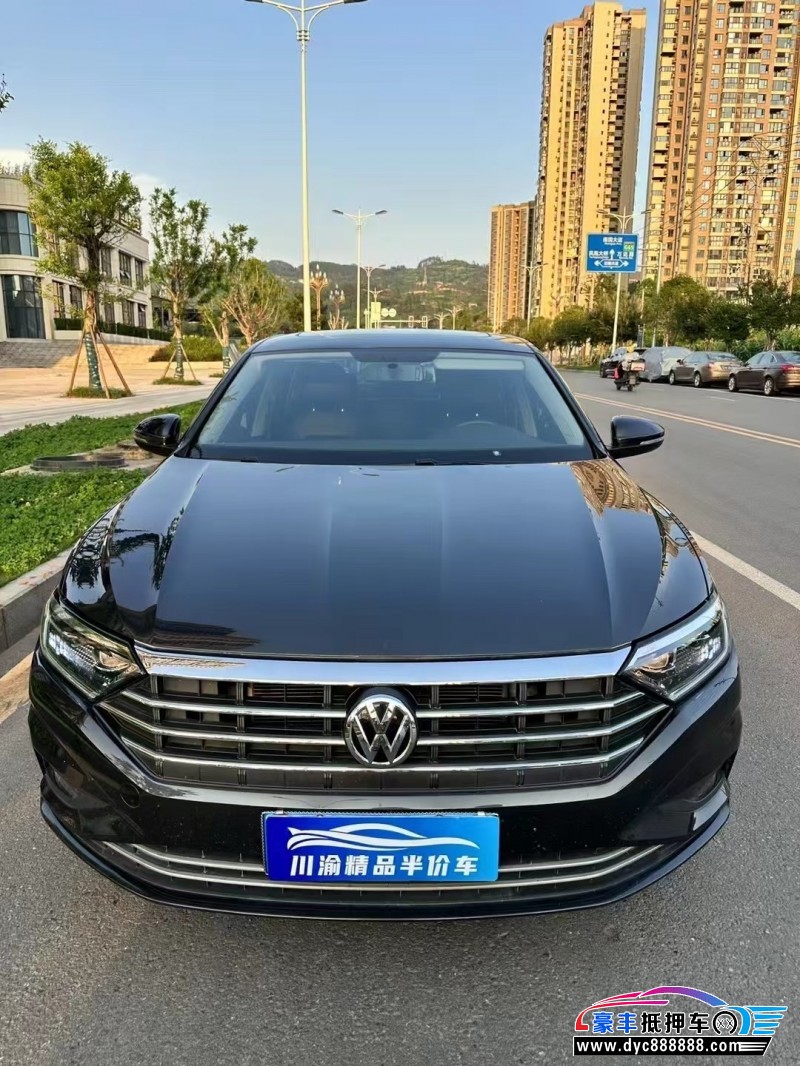 抵押车出售22年大众速腾轿车