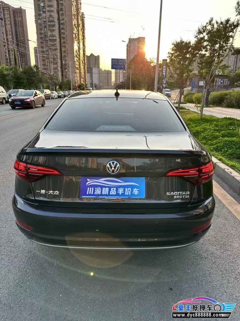 22年大众速腾轿车抵押车出售