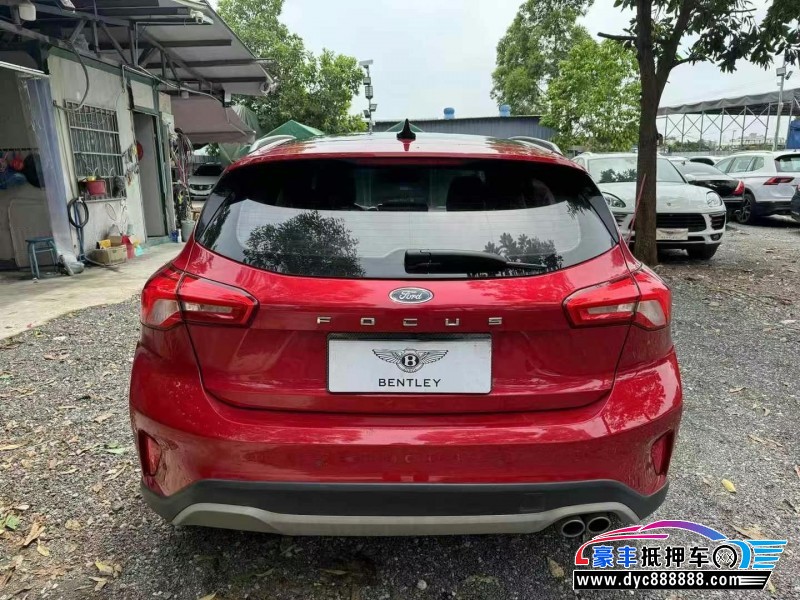 20年福特福克斯轿车抵押车出售