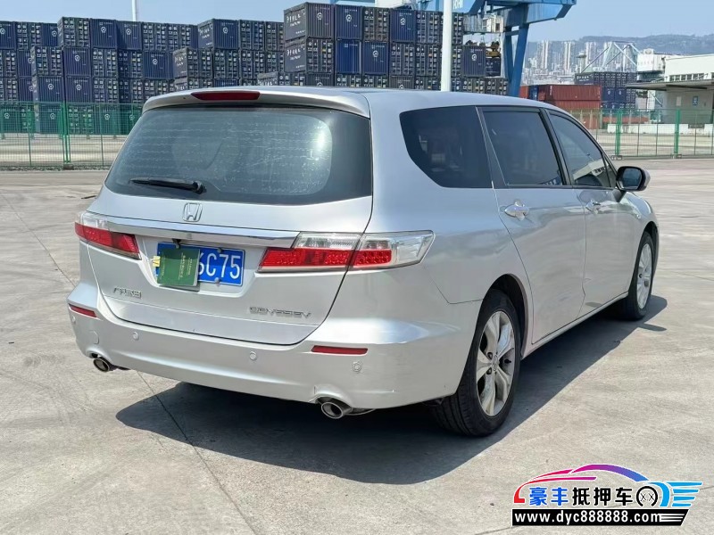 14年本田奥德赛轿车抵押车出售