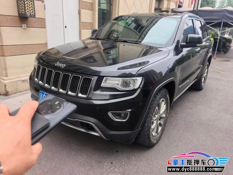 17年Jeep大切诺基轿车抵押车出售