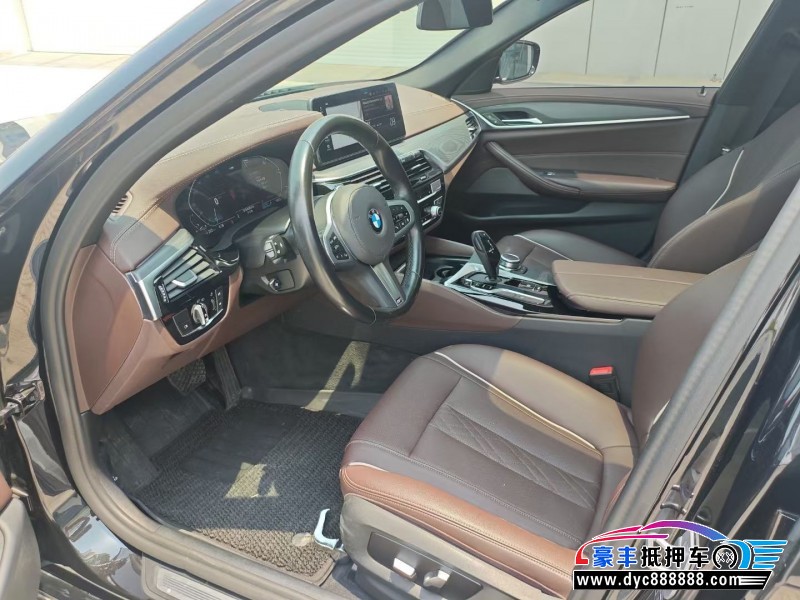 22年宝马5系轿车抵押车出售