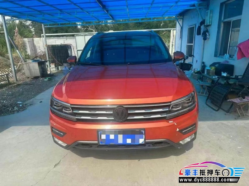 抵押车出售17年大众途观轿车