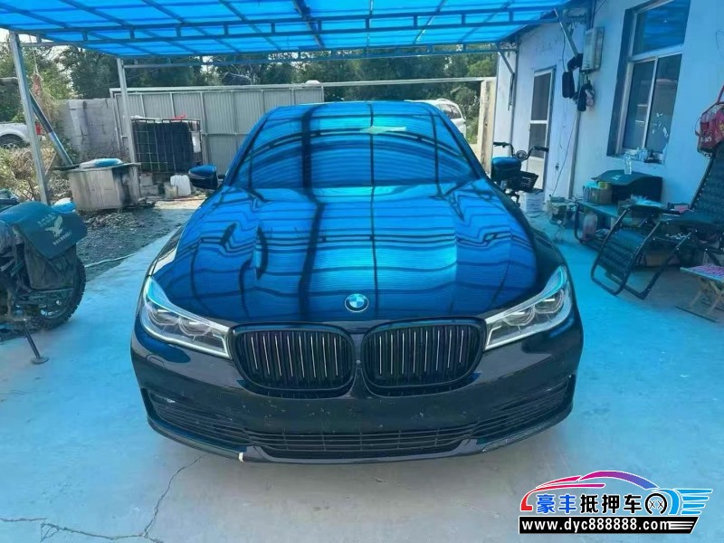 抵押车出售19年宝马7系轿车