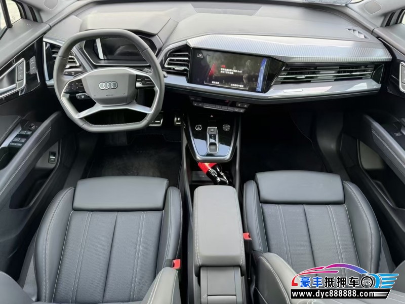 25年奥迪Q4轿车抵押车出售