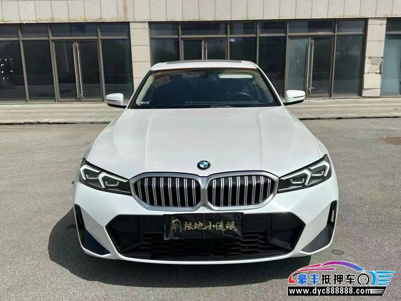 抵押车出售23年宝马3系轿车