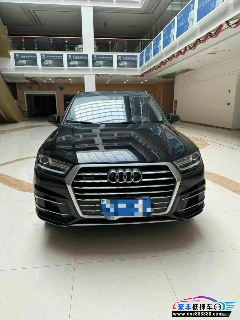 17年奥迪Q7轿车抵押车出售