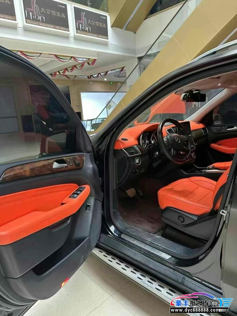 14年奔驰ML轿车抵押车出售