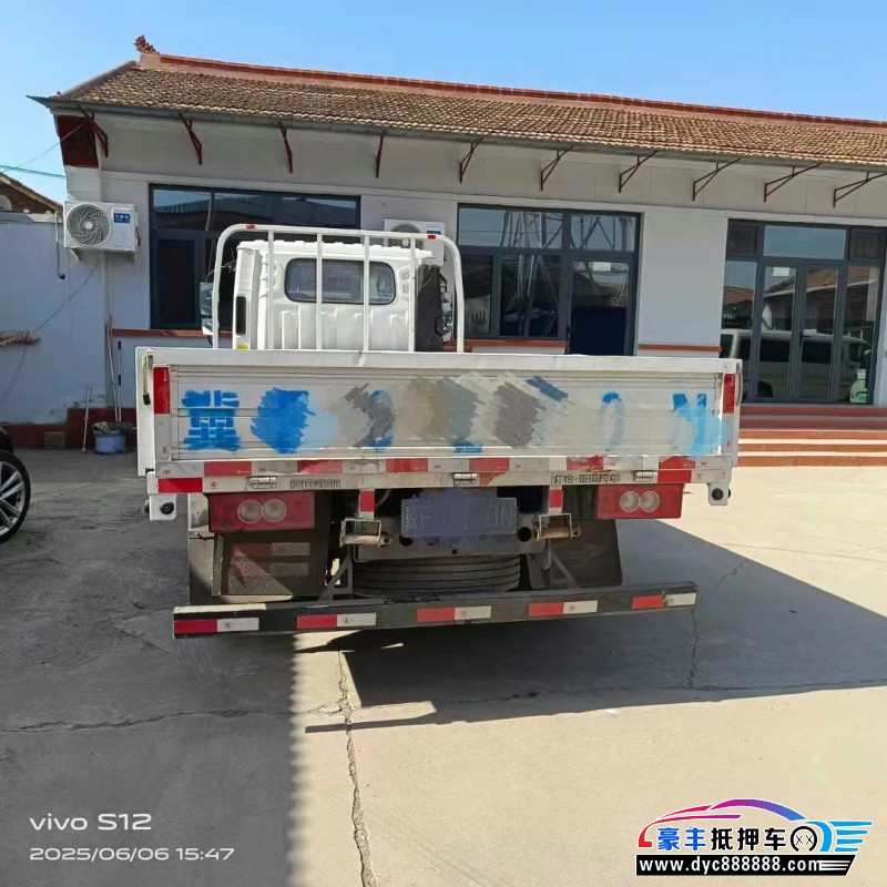 24年福田领航轿车抵押车出售