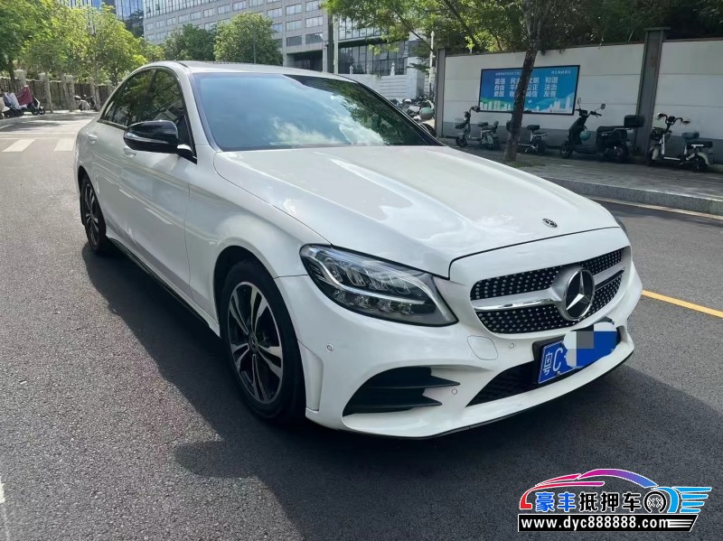 19年奔驰C轿车抵押车出售