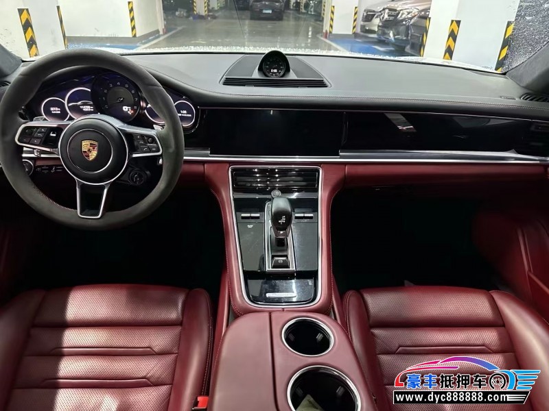18年保时捷帕纳梅拉轿车抵押车出售