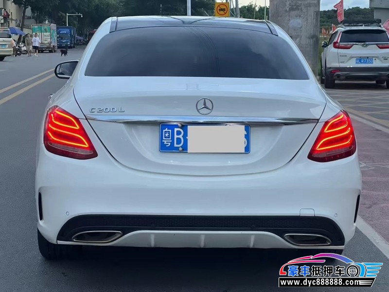 17年奔驰C轿车抵押车出售