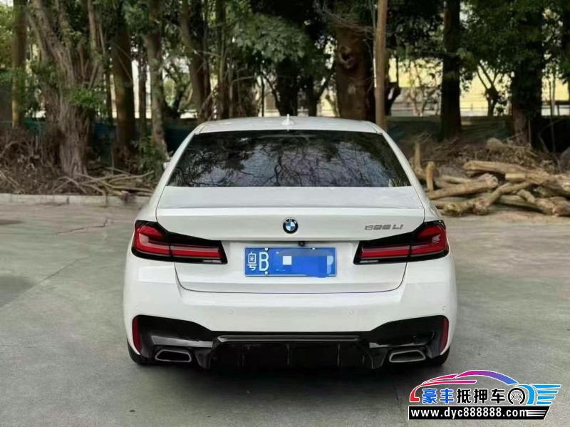 17年宝马5系轿车抵押车出售