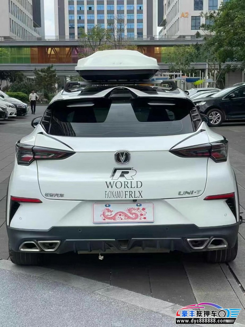 21年长安长安UNI轿车抵押车出售