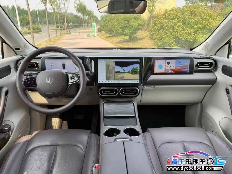 24年零跑C11轿车抵押车出售