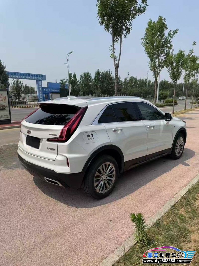 23年凯迪拉克XT4轿车抵押车出售