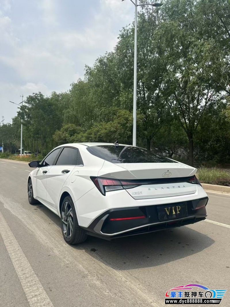 24年现代伊兰特轿车抵押车出售