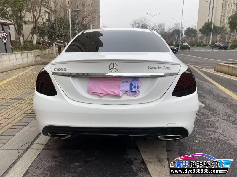 20年奔驰C轿车抵押车出售