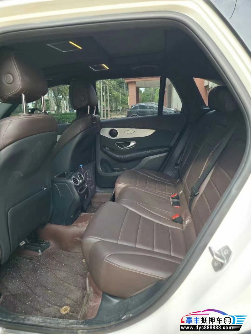 21年奔驰GLCSUV抵押车出售