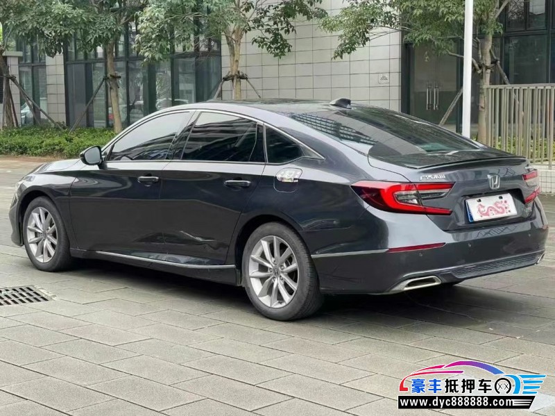 23年本田雅阁轿车抵押车出售