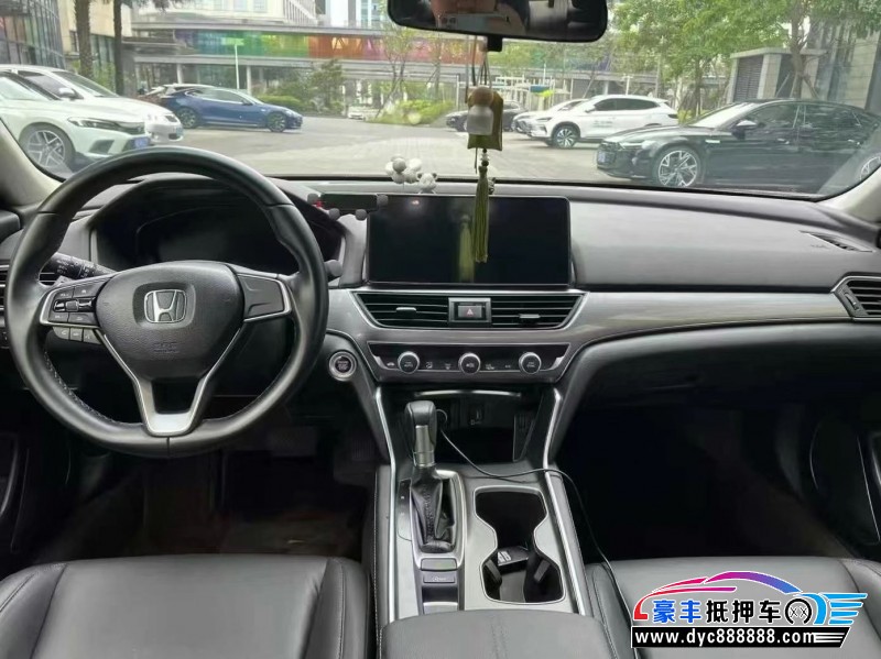 22年本田雅阁轿车抵押车出售