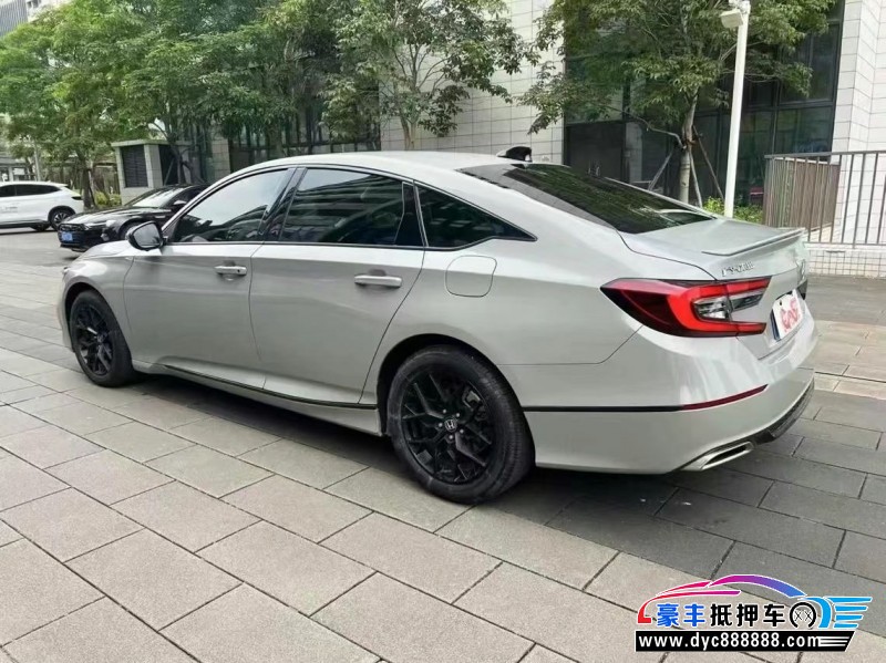 22年本田雅阁轿车抵押车出售