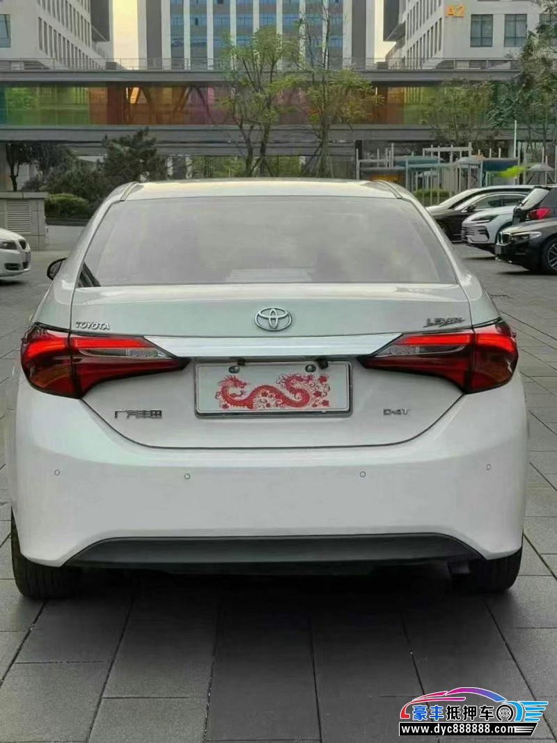 19年丰田雷凌轿车抵押车出售