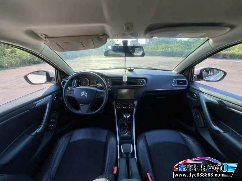 17年雪铁龙C3轿车抵押车出售