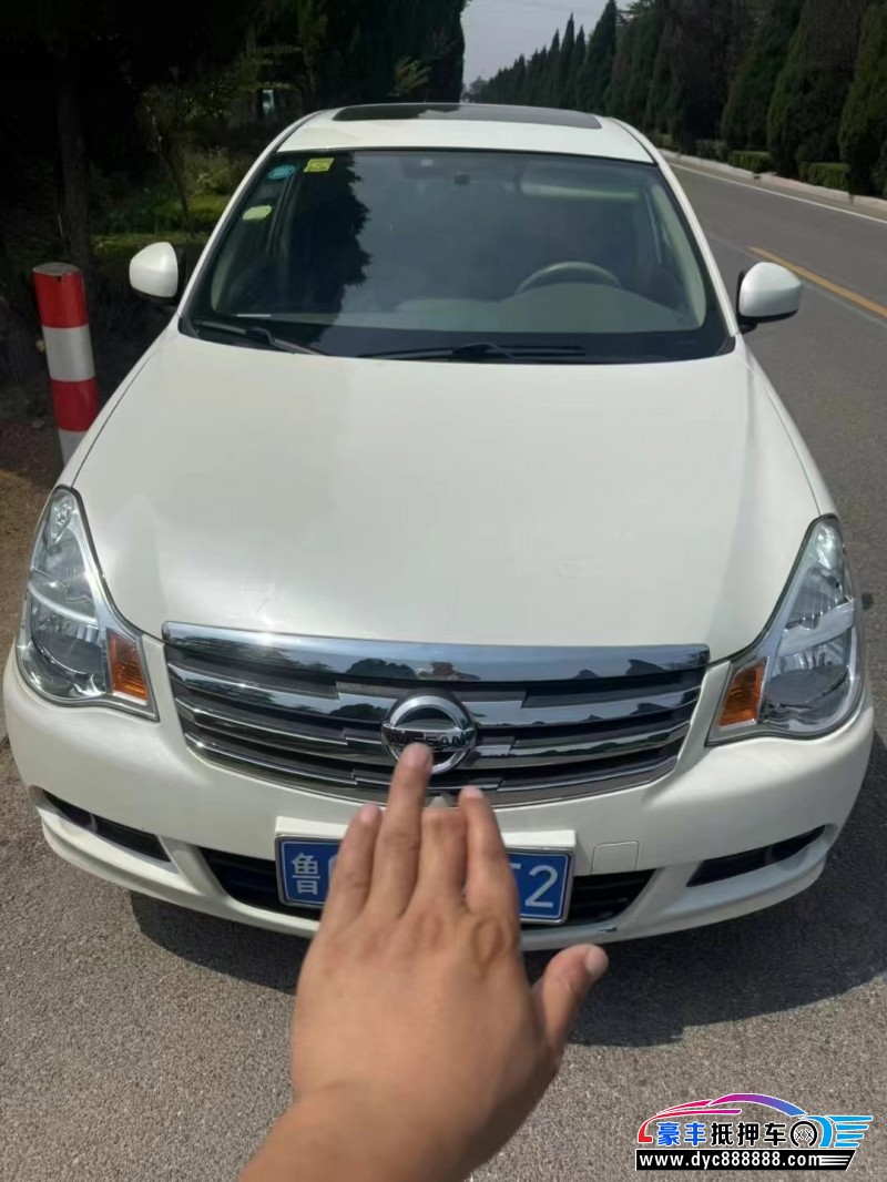 18年日产轩逸轿车