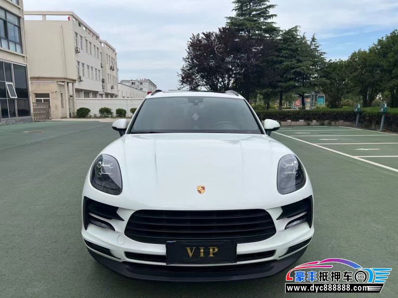 抵押车出售20年保时捷Macan迈凯轿车