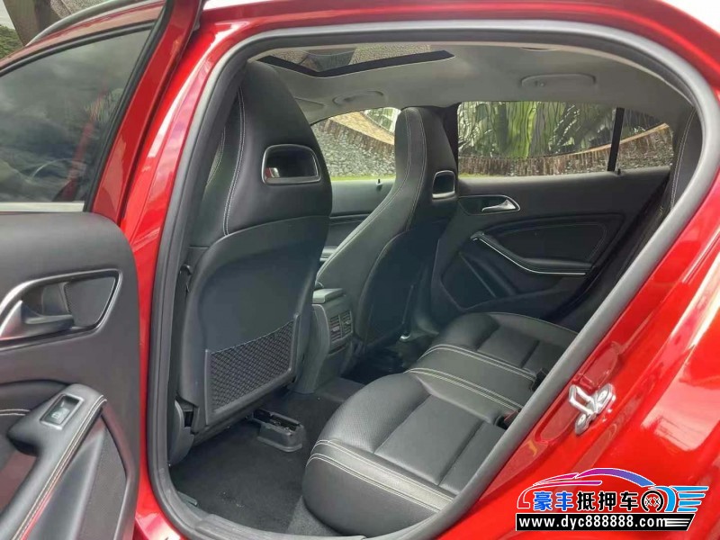 19年奔驰GLASUV抵押车出售