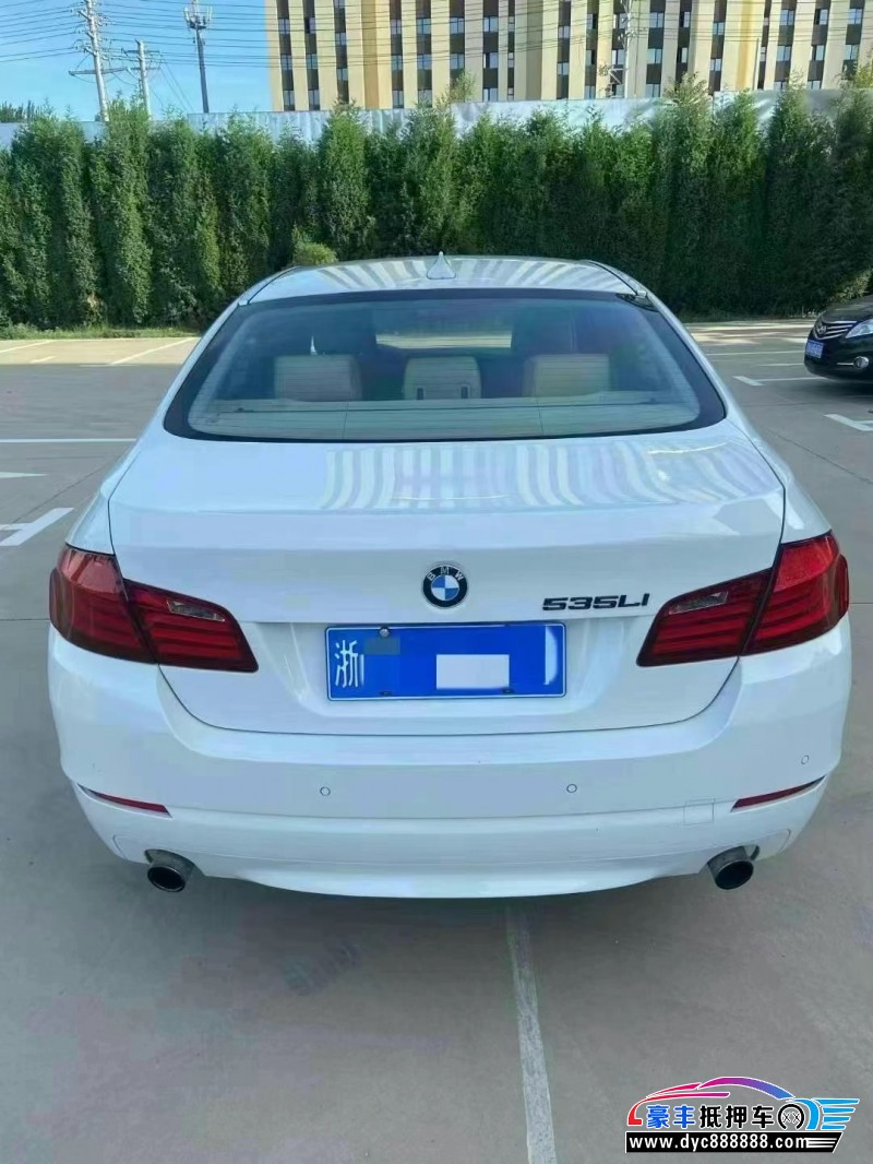 12年宝马5系轿车抵押车出售