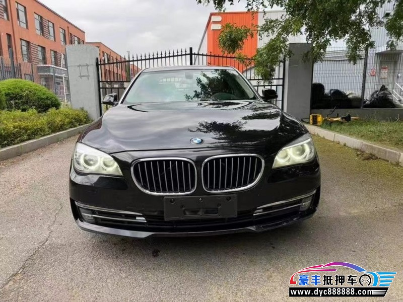 14年宝马7系轿车抵押车出售