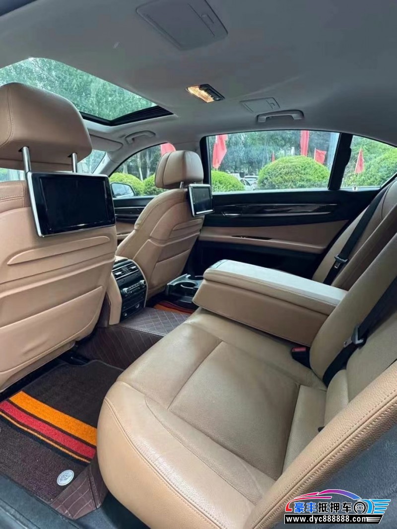 14年宝马7系轿车抵押车出售