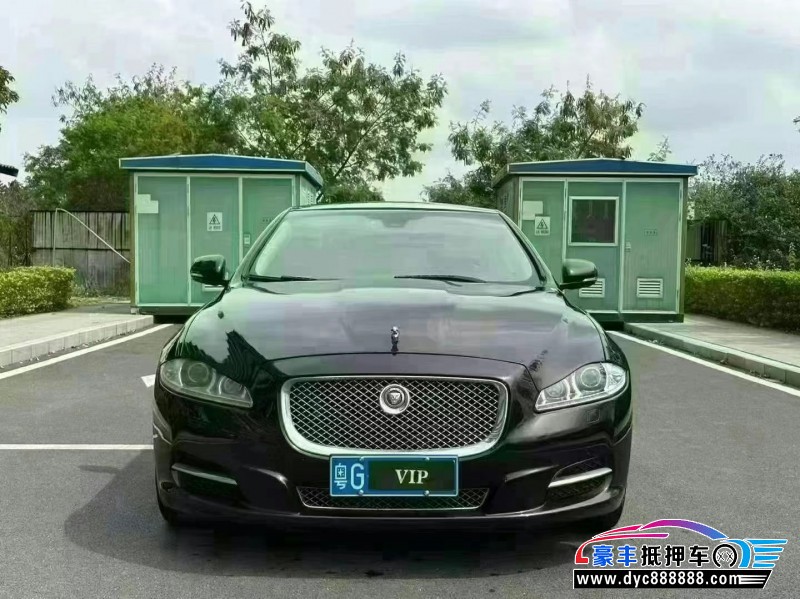 14年捷豹XJL轿车