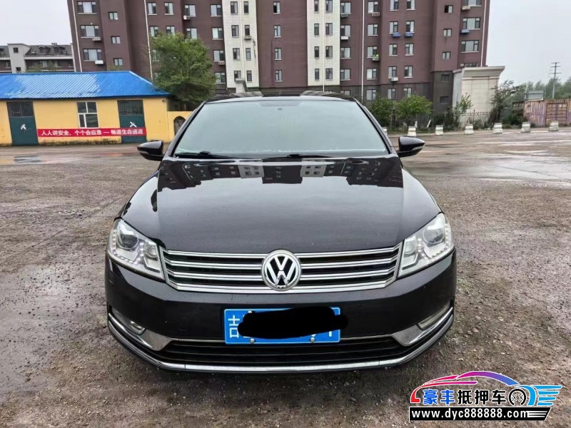 抵押车出售15年大众迈腾轿车