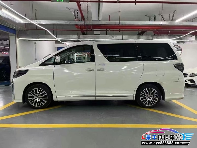 11年丰田埃尔法轿车抵押车出售