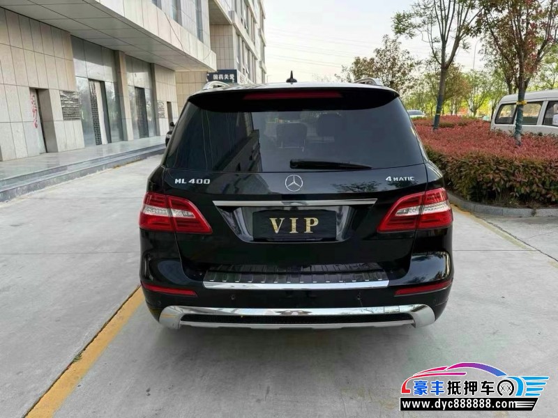 14年奔驰ML轿车抵押车出售